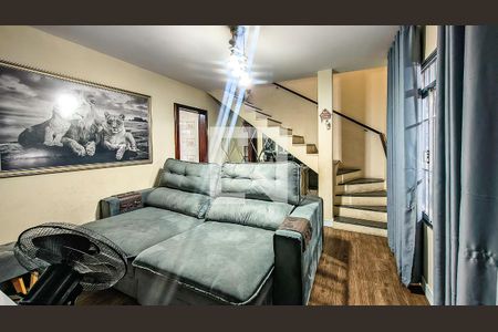 Sala de casa para alugar com 2 quartos, 114m² em Vila Joaniza, São Paulo