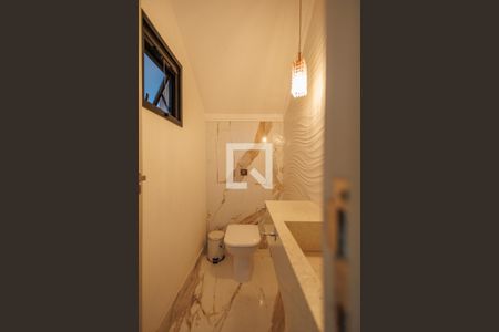 Lavabo de casa de condomínio para alugar com 3 quartos, 260m² em Residencial Novo Horizonte, Taubaté