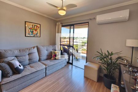 Sala de Estar de apartamento à venda com 3 quartos, 100m² em Jardim Proenca I, Campinas