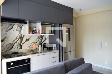 Sala/Cozinha Integrados de apartamento para alugar com 2 quartos, 45m² em Pinheiros, São Paulo
