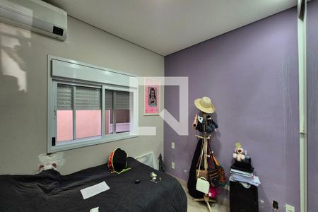 Quarto 1  de casa à venda com 4 quartos, 244m² em Vila Santa Odila, Campinas
