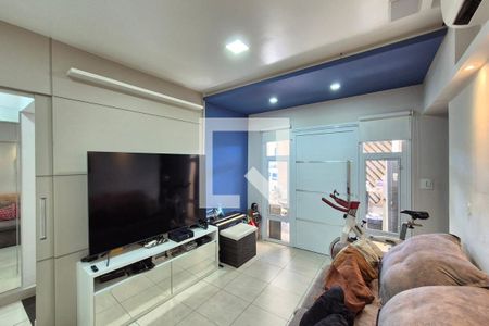Sala  de casa à venda com 4 quartos, 244m² em Vila Santa Odila, Campinas