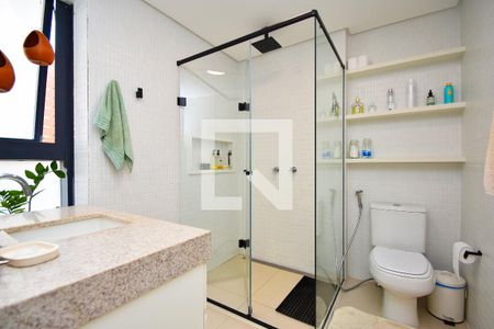 banheiro de kitnet/studio à venda com 1 quarto, 33m² em Jardim das Bandeiras, São Paulo
