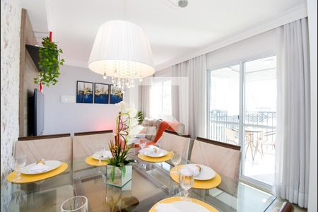 Sala de apartamento à venda com 3 quartos, 66m² em Vila Augusta, Guarulhos
