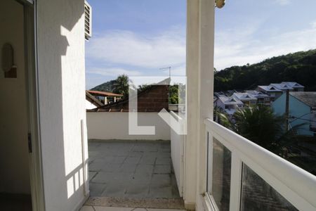 Varanda de casa para alugar com 7 quartos, 381m² em Freguesia (jacarepaguá), Rio de Janeiro