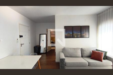 Sala de apartamento para alugar com 1 quarto, 42m² em Cambuci, São Paulo
