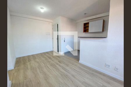 Sala/Cozinha de apartamento para alugar com 2 quartos, 45m² em Jardim São Luís, São Paulo