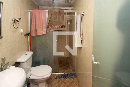 Banheiro de casa à venda com 5 quartos, 105m² em Parque dos Bancarios, São Paulo