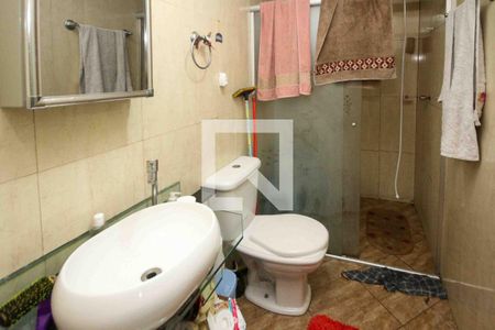 Banheiro de casa à venda com 5 quartos, 105m² em Parque dos Bancarios, São Paulo