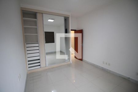 Quarto 1 de casa para alugar com 4 quartos, 314m² em Tirol, Contagem
