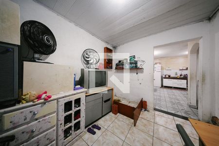 Quarto 1 de casa para alugar com 3 quartos, 180m² em Cangaiba, São Paulo