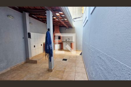 Casa à venda com 3 quartos, 183m² em Cupecê, São Paulo