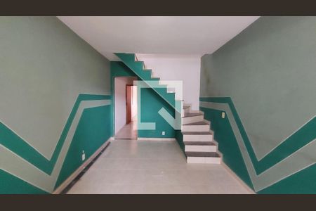 Sala de casa para alugar com 2 quartos, 80m² em Parque Sao Bernardo, Belford Roxo