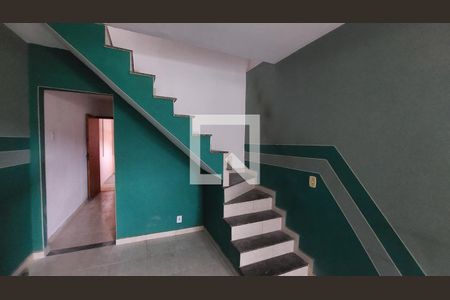 Sala de casa para alugar com 2 quartos, 80m² em Parque Sao Bernardo, Belford Roxo