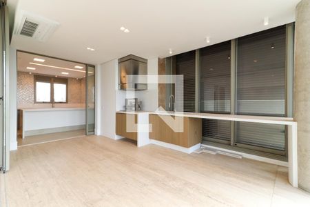 Apartamento à venda com 3 quartos, 257m² em Cambuí, Campinas