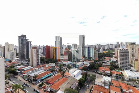 Apartamento à venda com 3 quartos, 257m² em Cambuí, Campinas