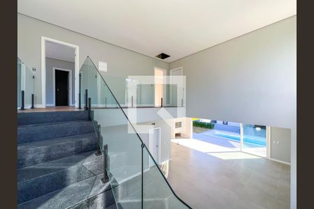 Sala de casa de condomínio para alugar com 3 quartos, 242m² em Distrito Industrial, Cachoeirinha