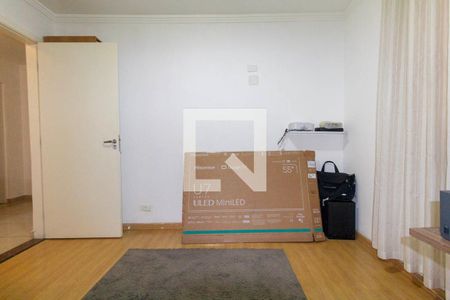 Quarto 1 de casa para alugar com 3 quartos, 320m² em Vila Ré, São Paulo