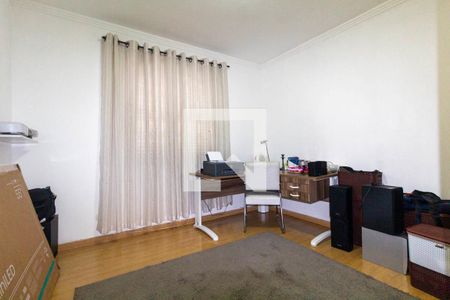 Quarto 1 de casa para alugar com 3 quartos, 320m² em Vila Ré, São Paulo