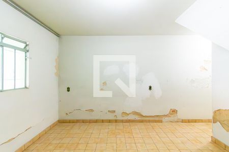 Sala de casa à venda com 4 quartos, 180m² em Conjunto Promorar Sapopemba, São Paulo