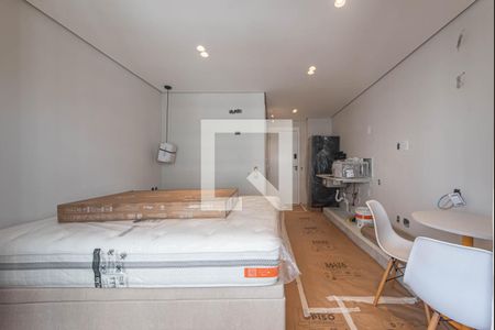 Quarto de kitnet/studio à venda com 1 quarto, 23m² em Vila Cordeiro, São Paulo