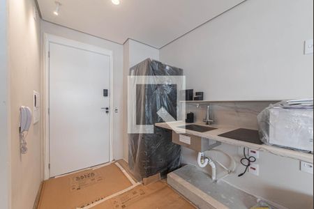 Cozinha de kitnet/studio à venda com 1 quarto, 23m² em Vila Cordeiro, São Paulo