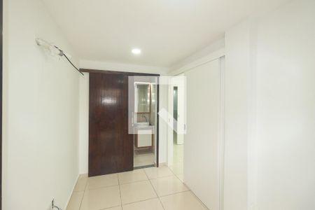Suíte de casa para alugar com 4 quartos, 100m² em Campo Grande, Rio de Janeiro