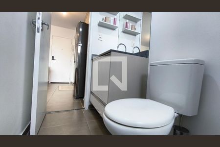 Banheiro de kitnet/studio para alugar com 1 quarto, 32m² em Vila Mariana, São Paulo