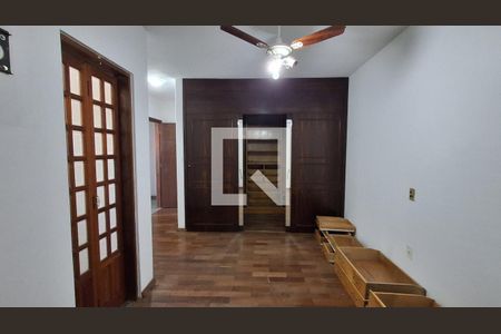 Suíte 1 de casa à venda com 4 quartos, 304m² em Vila Palmares, São Caetano do Sul