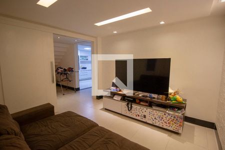 Casa à venda com 4 quartos, 359m² em Conjunto 9, Brasília