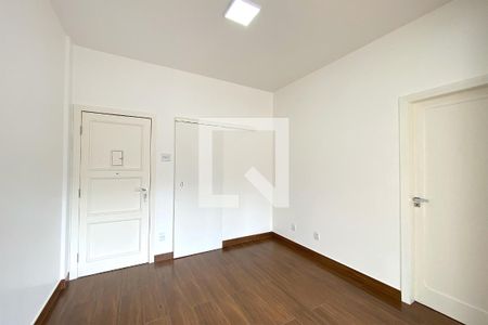 Sala de apartamento à venda com 2 quartos, 76m² em Serra, Belo Horizonte