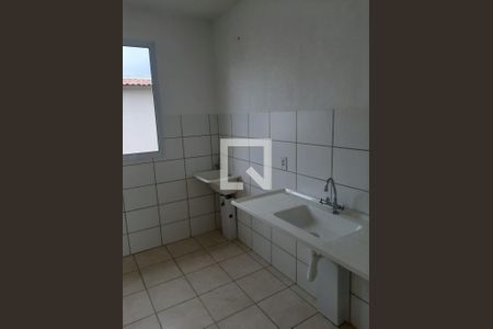 Cozinha de apartamento para alugar com 2 quartos, 47m² em Nacional, Contagem