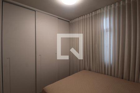 Quarto 1 de apartamento para alugar com 2 quartos, 55m² em Manacás, Belo Horizonte