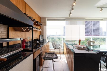 Varanda de apartamento à venda com 3 quartos, 198m² em Água Branca, São Paulo