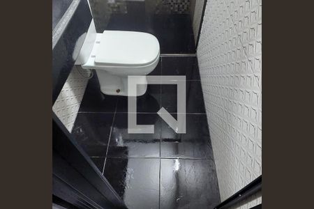 WC C/ BOX de casa à venda com 4 quartos, 204m² em Cidade das Flores, Osasco