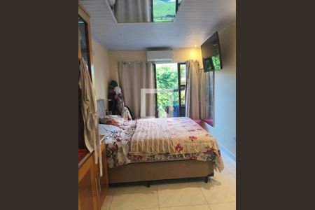 Quarto de casa para alugar com 2 quartos, 80m² em Morrinhos 2, Guarujá