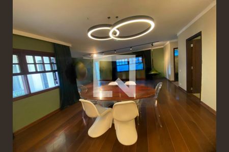 Casa à venda com 5 quartos, 280m² em Brooklin, São Paulo