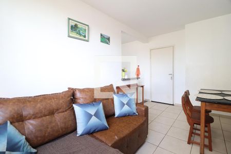 Sala de apartamento para alugar com 2 quartos, 50m² em Presidente Roosevelt, Uberlândia