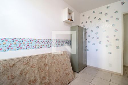 Quarto 1 de apartamento para alugar com 2 quartos, 50m² em Presidente Roosevelt, Uberlândia