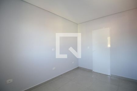 Quarto 1 de casa para alugar com 2 quartos, 72m² em Parque Pinheiros, Taboão da Serra