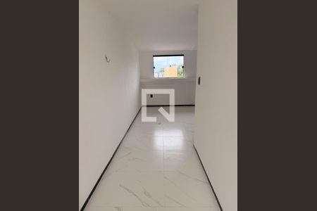 Sala de casa de condomínio para alugar com 1 quarto, 75m² em Piatã, Salvador