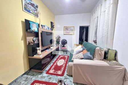 Casa para alugar com 2 quartos, 160m² em Jardim Imbarie, Duque de Caxias