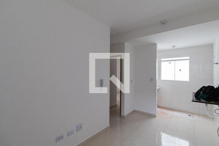 Sala/Cozinha/Área de Serviço de apartamento para alugar com 2 quartos, 40m² em Cidade Líder, São Paulo