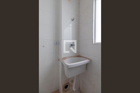 Sala/Cozinha/Área de Serviço de apartamento para alugar com 2 quartos, 40m² em Cidade Líder, São Paulo