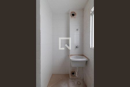 Sala/Cozinha/Área de Serviço de apartamento para alugar com 2 quartos, 40m² em Cidade Líder, São Paulo