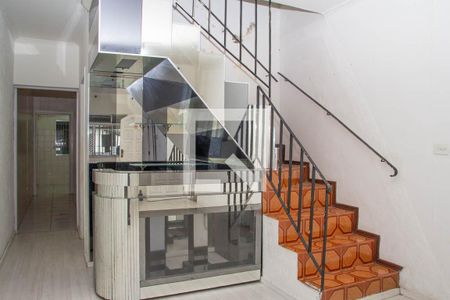 Casa à venda com 3 quartos, 145m² em Jardim Santa Teresinha, São Paulo