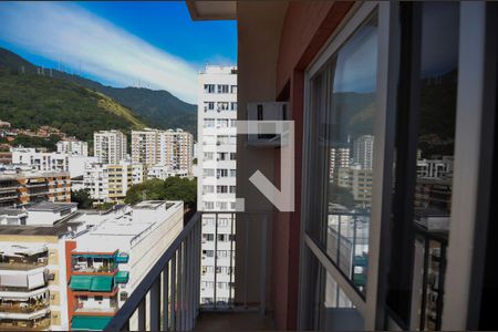 Sala de apartamento à venda com 2 quartos, 120m² em Tijuca, Rio de Janeiro