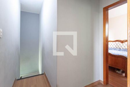 Corredor de casa de condomínio à venda com 3 quartos, 110m² em Granja Ouro Branco, Contagem