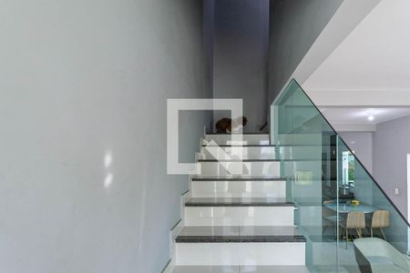 Escada de casa de condomínio à venda com 3 quartos, 110m² em Granja Ouro Branco, Contagem