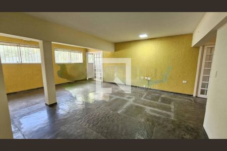 Casa à venda com 4 quartos, 329m² em Jardim Vitoria Regia (Zona Oeste), São Paulo